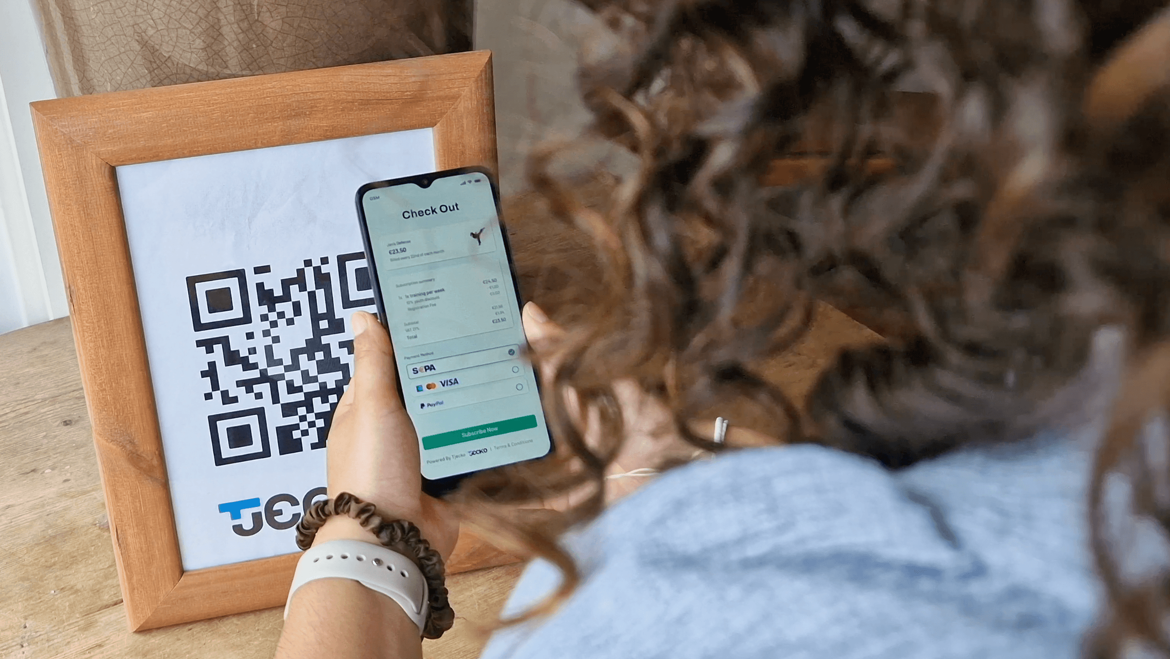 Met Tjecko kan je leden op locatie gemakkelijk en snel onboarden zonder enige moeite!